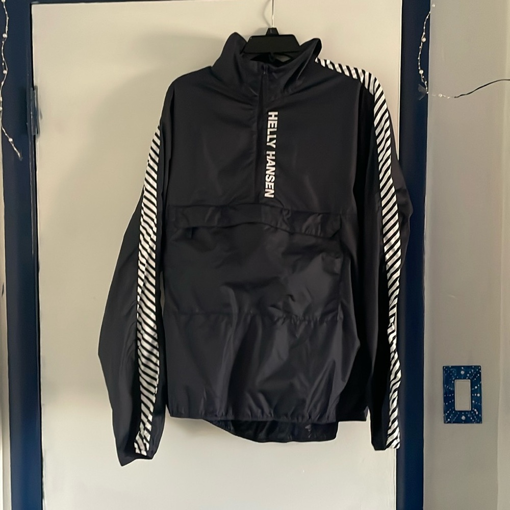 Helly Hansen Size L Navy Blue Men’s Jacket lightly worn